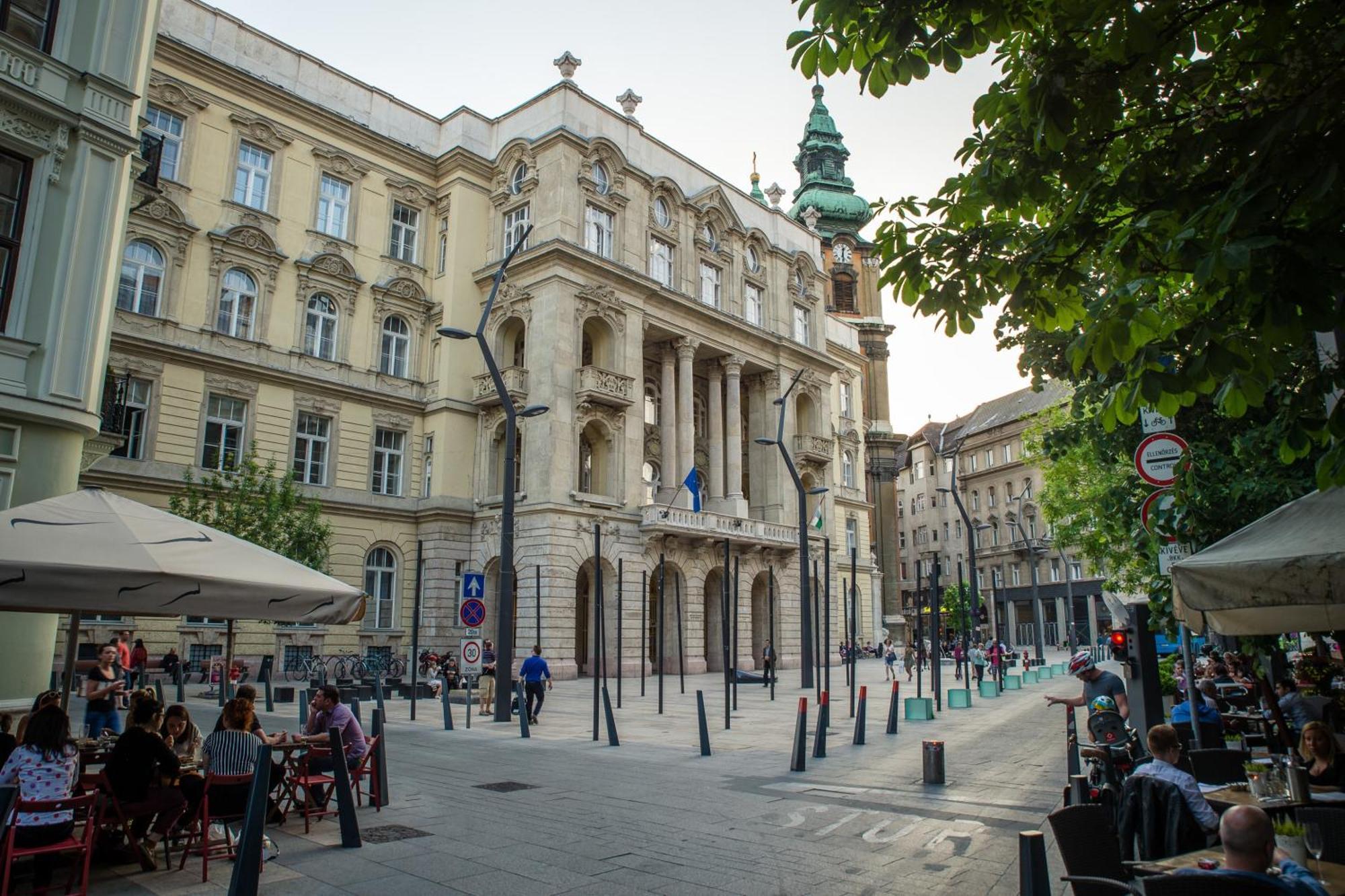 Amber Pearl Apartment 2 Rooms And 2 Bathrooms At Kalvin Square Budapest Exterior foto