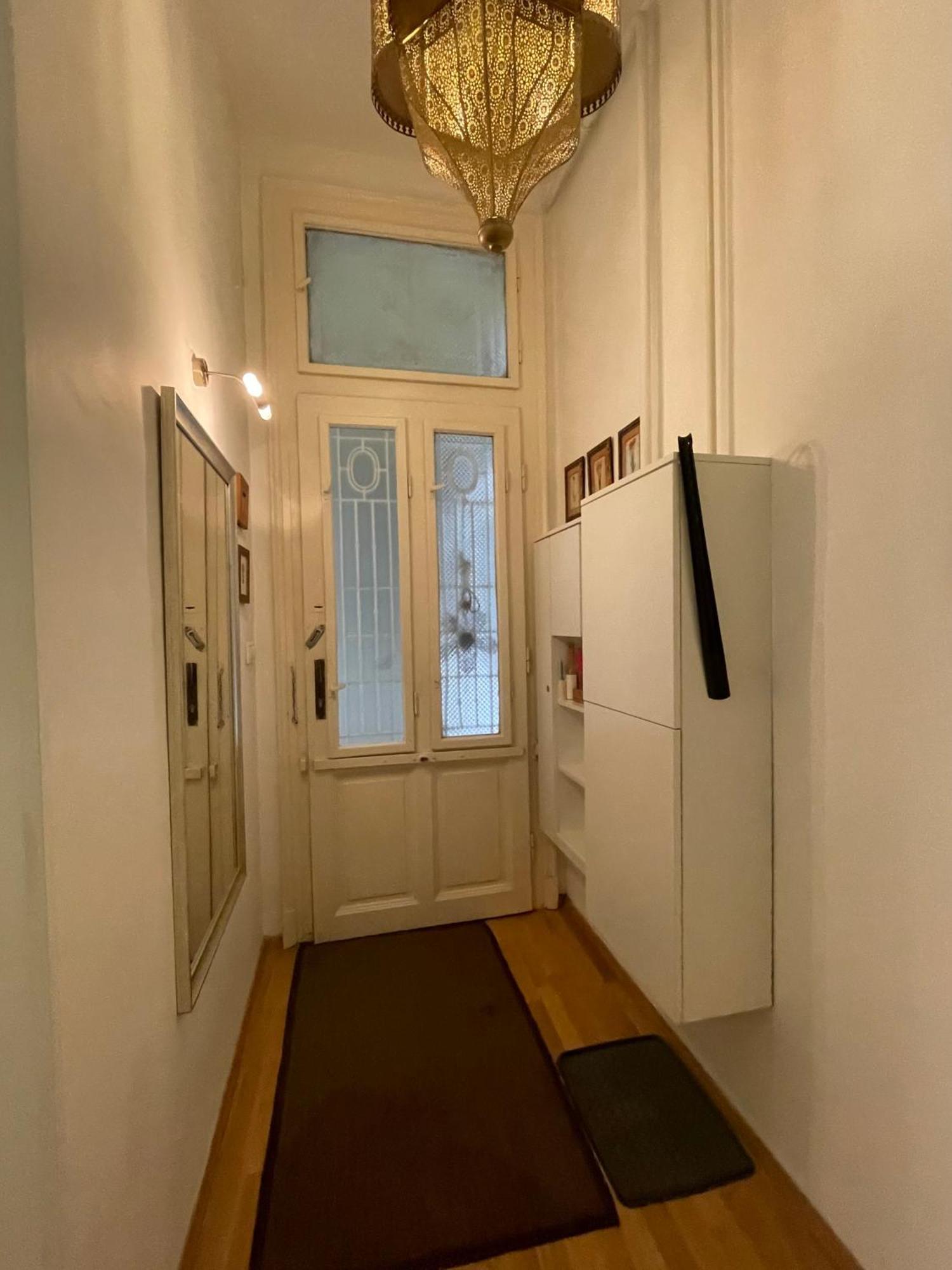 Amber Pearl Apartment 2 Rooms And 2 Bathrooms At Kalvin Square Budapest Exterior foto