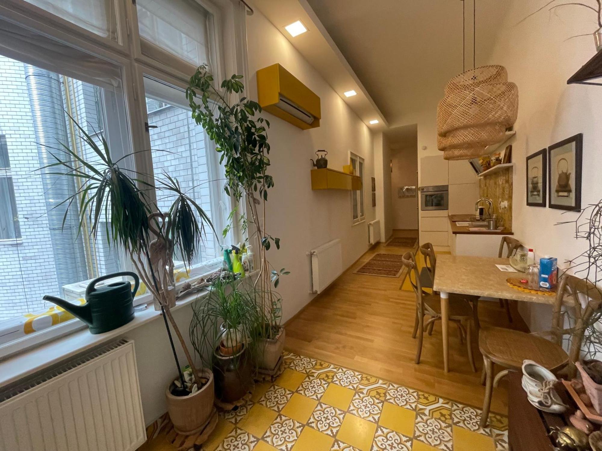 Amber Pearl Apartment 2 Rooms And 2 Bathrooms At Kalvin Square Budapest Exterior foto